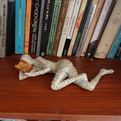 Abstrakte Skulptur & Yoga-Figur
